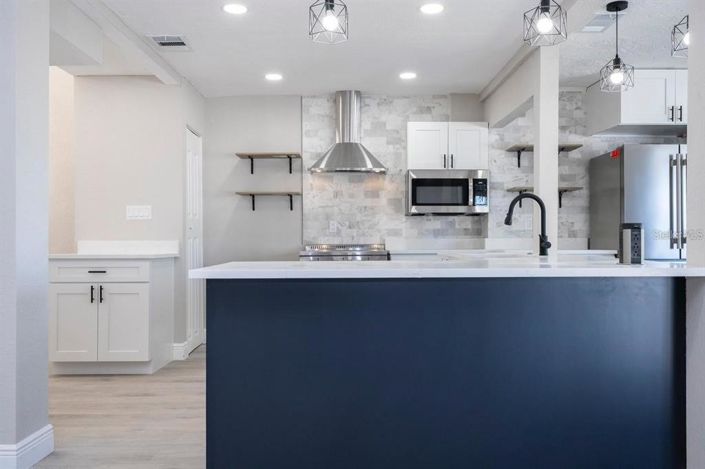 Image No.11-3 Bed Property for sale