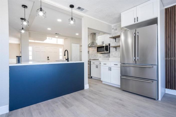 Image No.16-3 Bed Property for sale