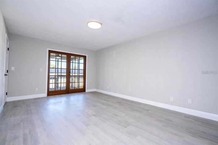 Image No.22-3 Bed Property for sale