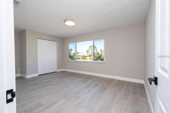 Image No.35-3 Bed Property for sale