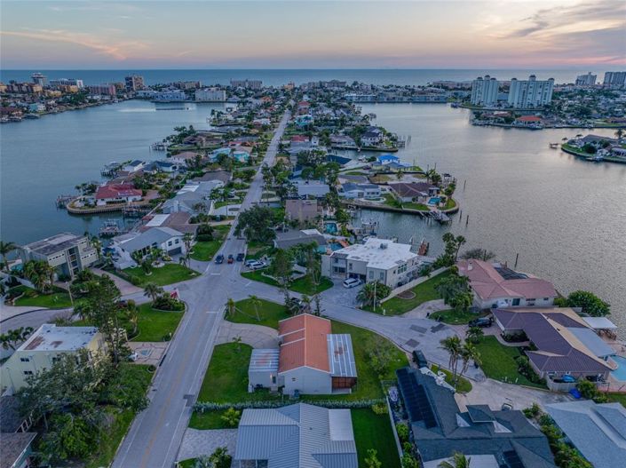 Image No.40-3 Bed Property for sale