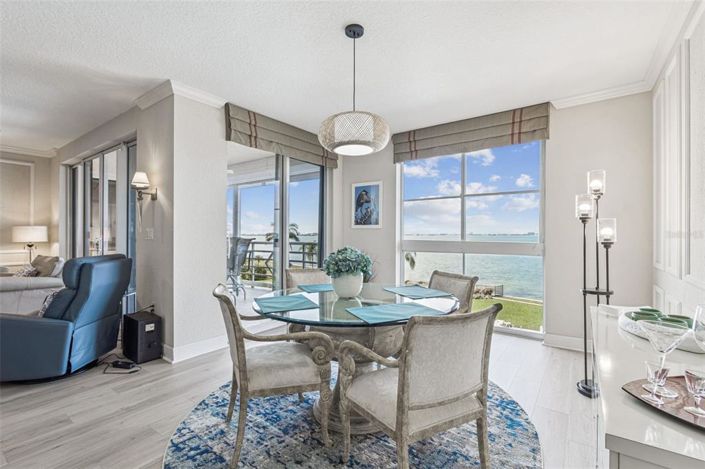 Image No.11-2 Bed Property for sale