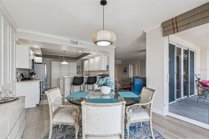 Image No.12-2 Bed Property for sale