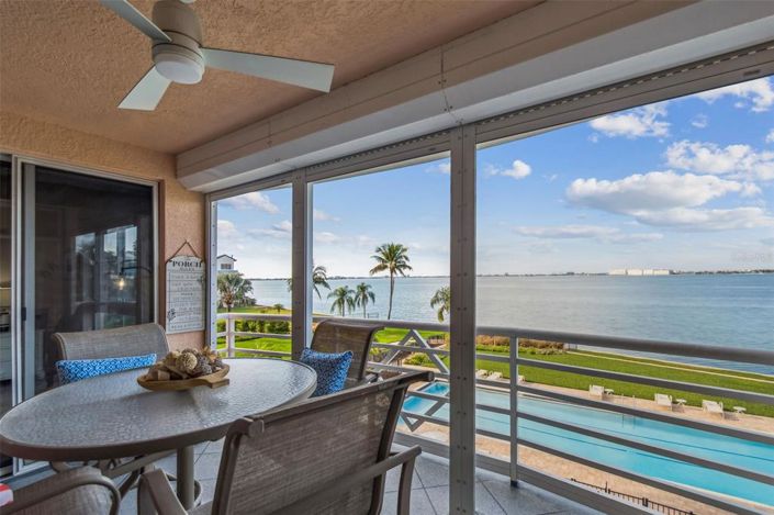 Image No.17-2 Bed Property for sale