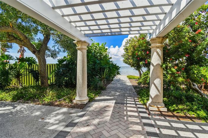 Image No.31-2 Bed Property for sale