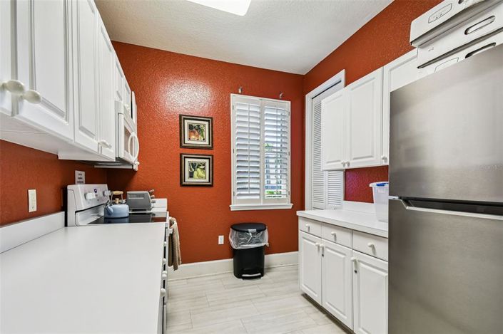 Image No.34-2 Bed Property for sale