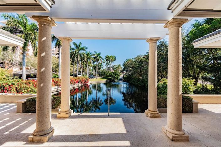 Image No.36-2 Bed Property for sale