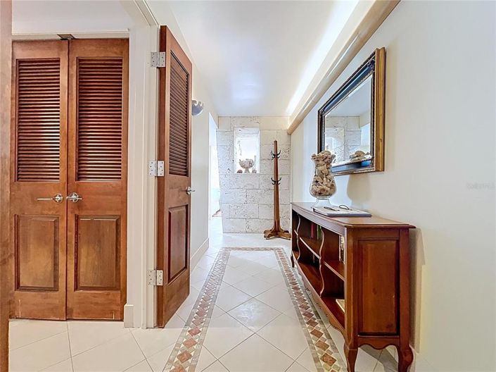 Image No.14-2 Bed Property for sale