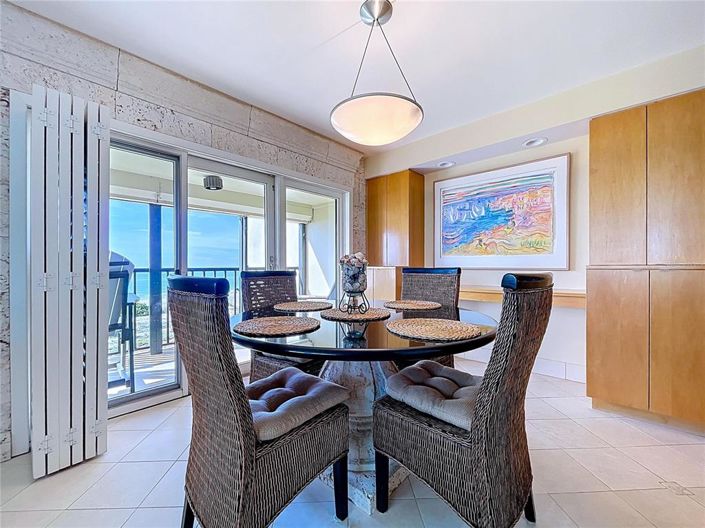 Image No.31-2 Bed Property for sale