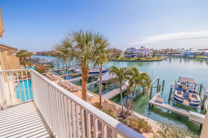 Image No.25-4 Bed Townhouse for sale