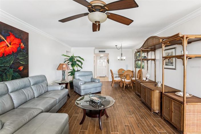 Image No.4-2 Bed Property for sale