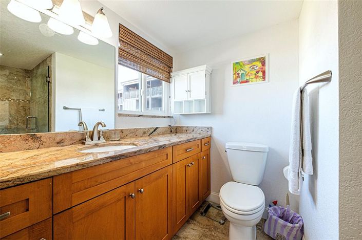 Image No.11-2 Bed Townhouse for sale