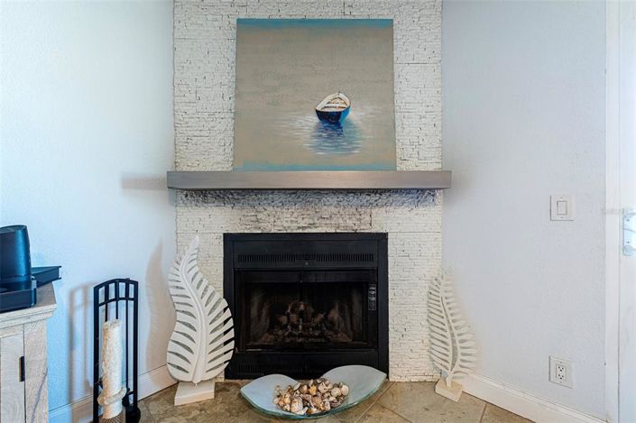 Image No.17-2 Bed Townhouse for sale