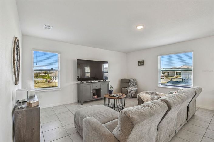 Image No.37-5 Bed Property for sale