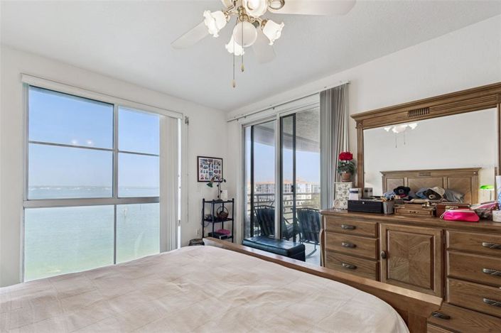 Image No.36-2 Bed Property for sale