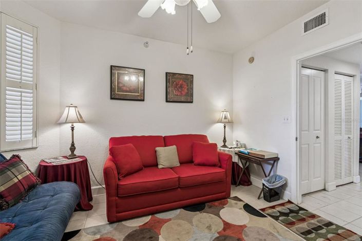 Image No.44-2 Bed Property for sale