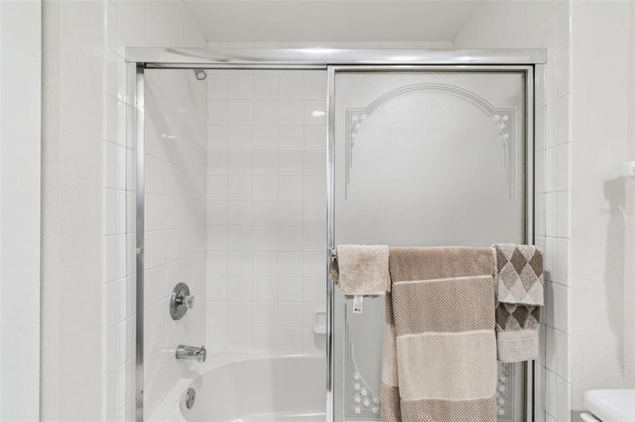 Image No.47-2 Bed Property for sale