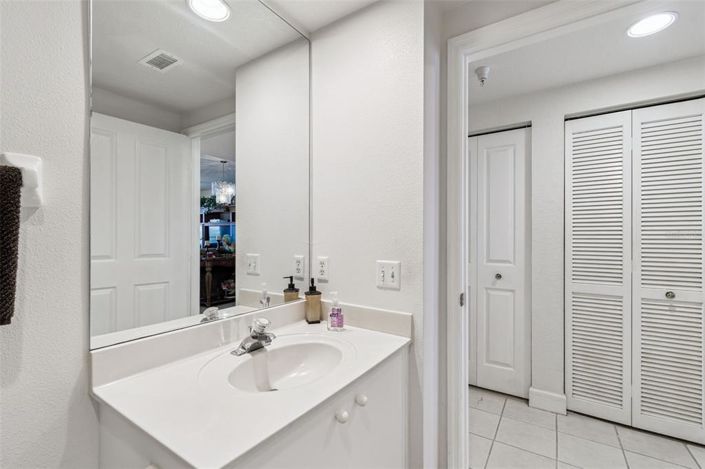 Image No.48-2 Bed Property for sale