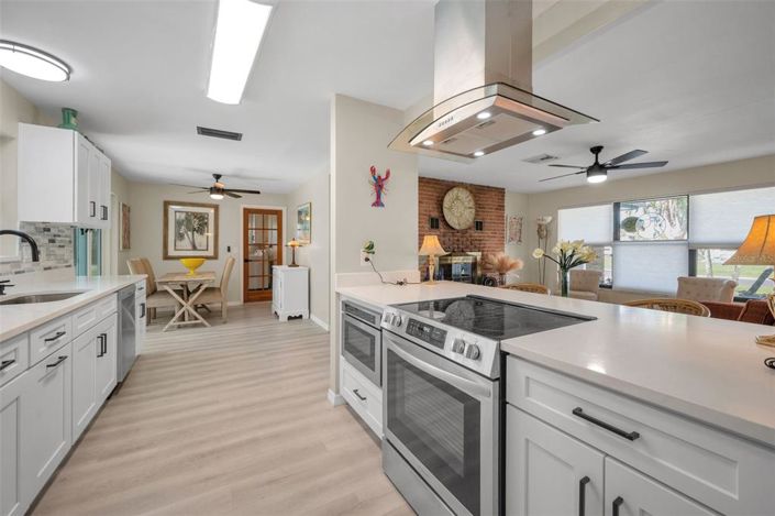 Image No.21-3 Bed Property for sale