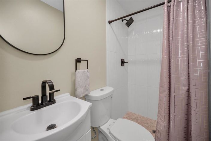 Image No.39-3 Bed Property for sale