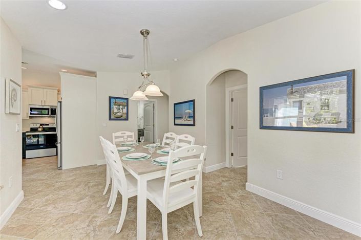 Image No.13-2 Bed Property for sale