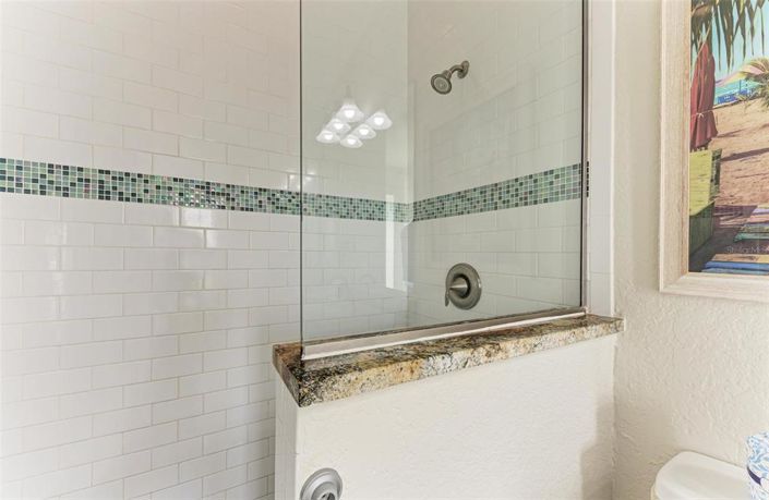 Image No.19-2 Bed Property for sale