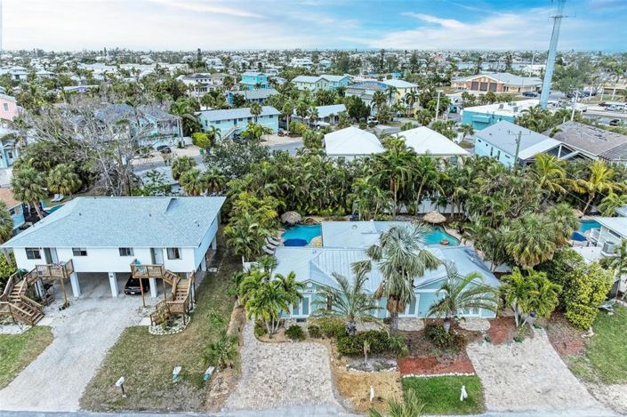 Image No.37-2 Bed Property for sale