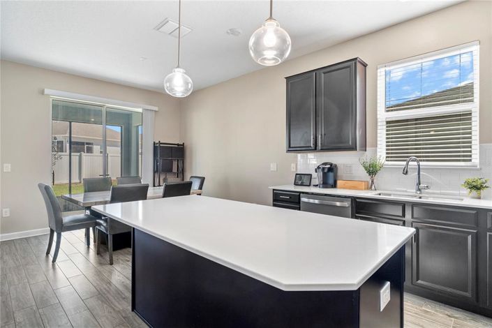 Image No.9-4 Bed Property for sale