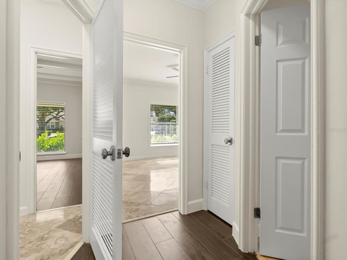 Image No.19-3 Bed Property for sale