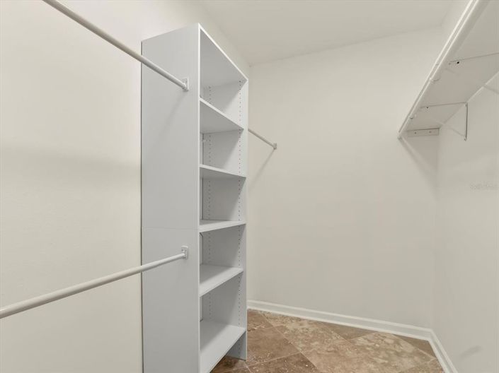 Image No.24-3 Bed Property for sale