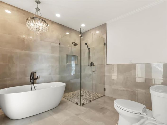 Image No.26-3 Bed Property for sale