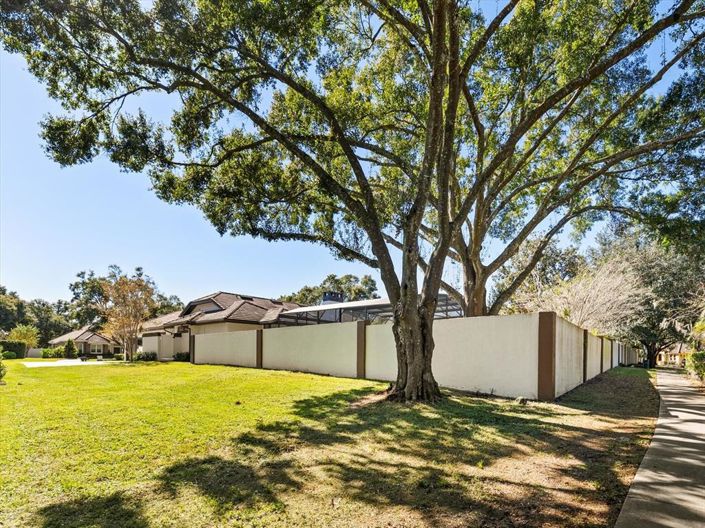 Image No.36-3 Bed Property for sale