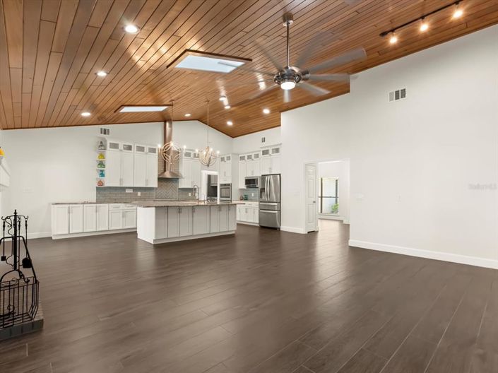 Image No.4-3 Bed Property for sale