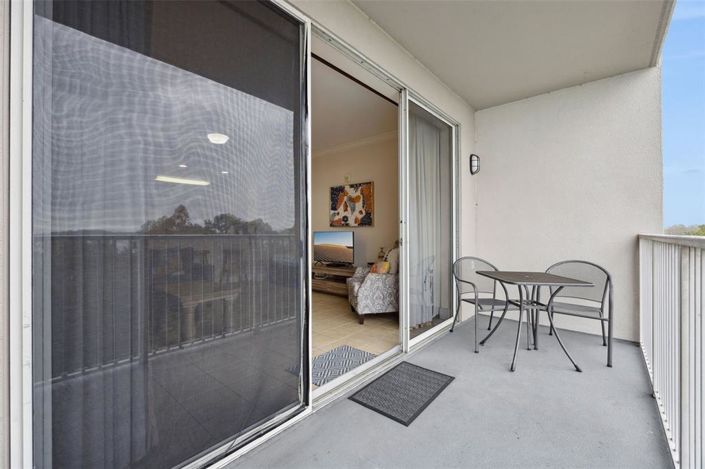 Image No.29-1 Bed Property for sale