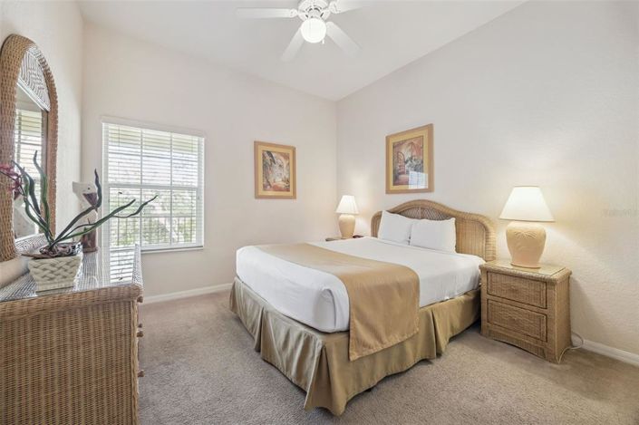 Image No.17-3 Bed Property for sale