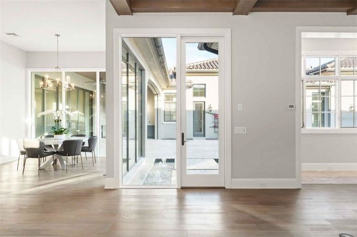 Image No.24-5 Bed Property for sale