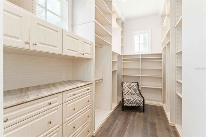 Image No.41-5 Bed Property for sale