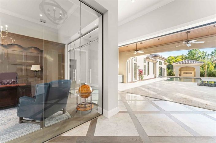 Image No.5-5 Bed Property for sale