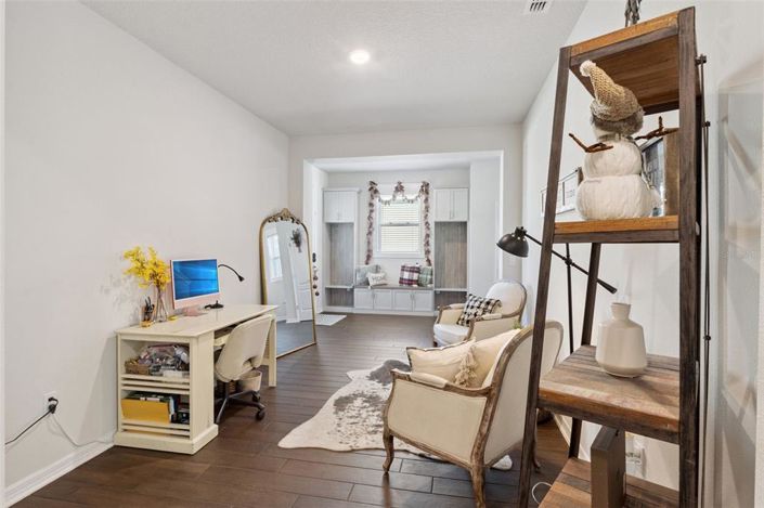 Image No.10-4 Bed Property for sale