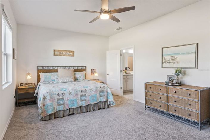 Image No.21-4 Bed Property for sale