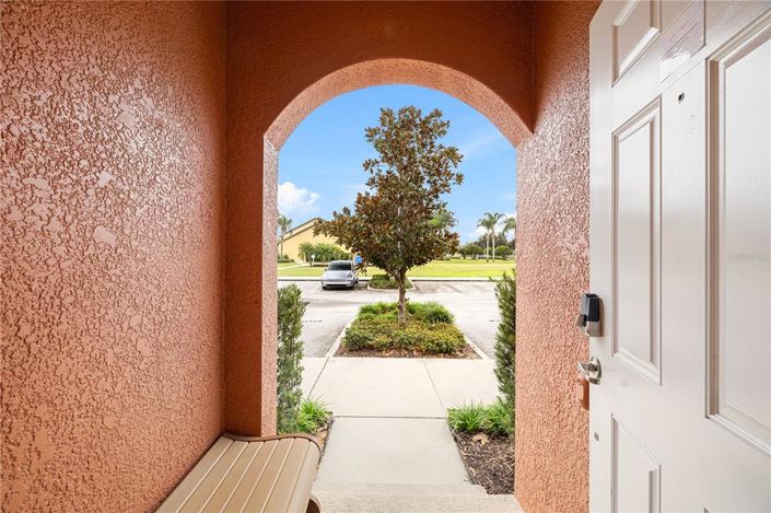 Image No.10-4 Bed Townhouse for sale