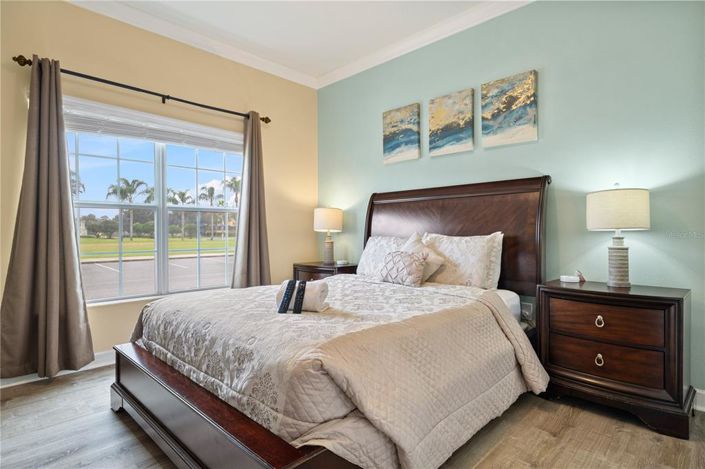 Image No.13-4 Bed Townhouse for sale