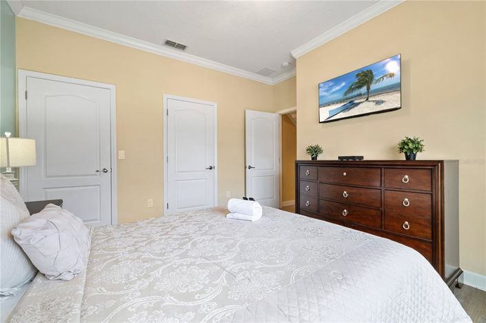 Image No.15-4 Bed Townhouse for sale