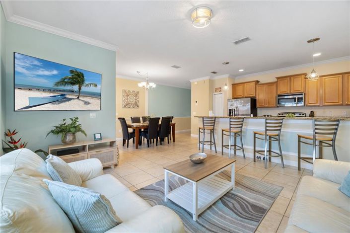 Image No.27-4 Bed Townhouse for sale