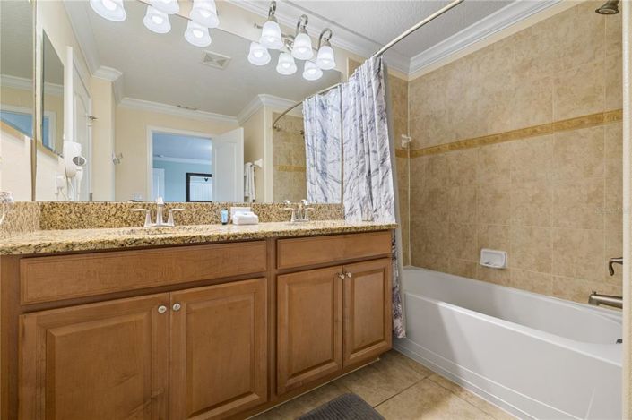 Image No.33-4 Bed Townhouse for sale