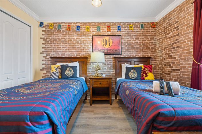 Image No.37-4 Bed Townhouse for sale