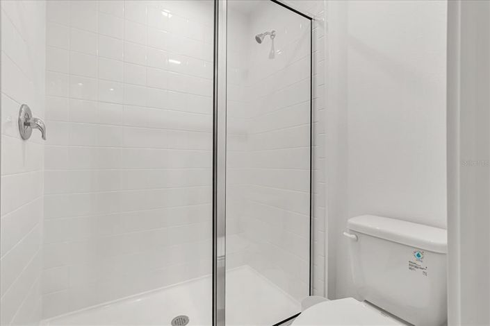 Image No.26-9 Bed Property for sale