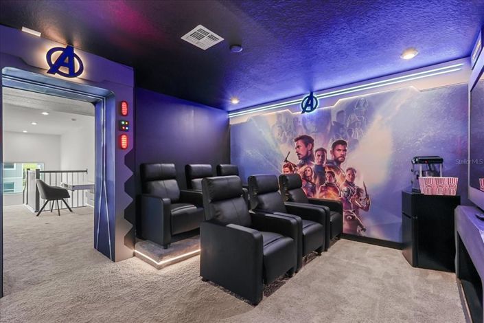 Image No.34-9 Bed Property for sale