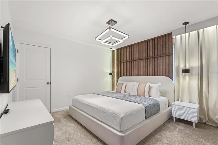 Image No.40-9 Bed Property for sale