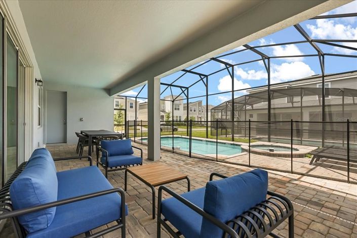 Image No.55-9 Bed Property for sale